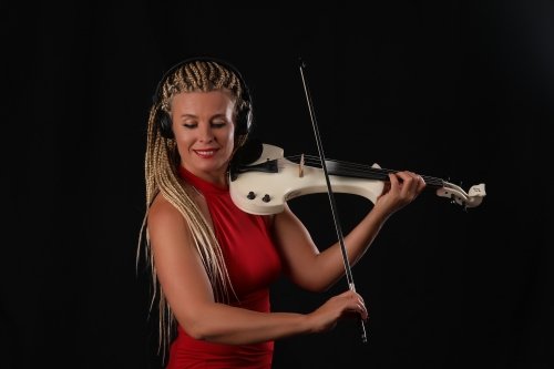 Muzikantai vestuvėms Smuikininke, DJ. Programos su šokėjais , Vakaro vedimas!!!