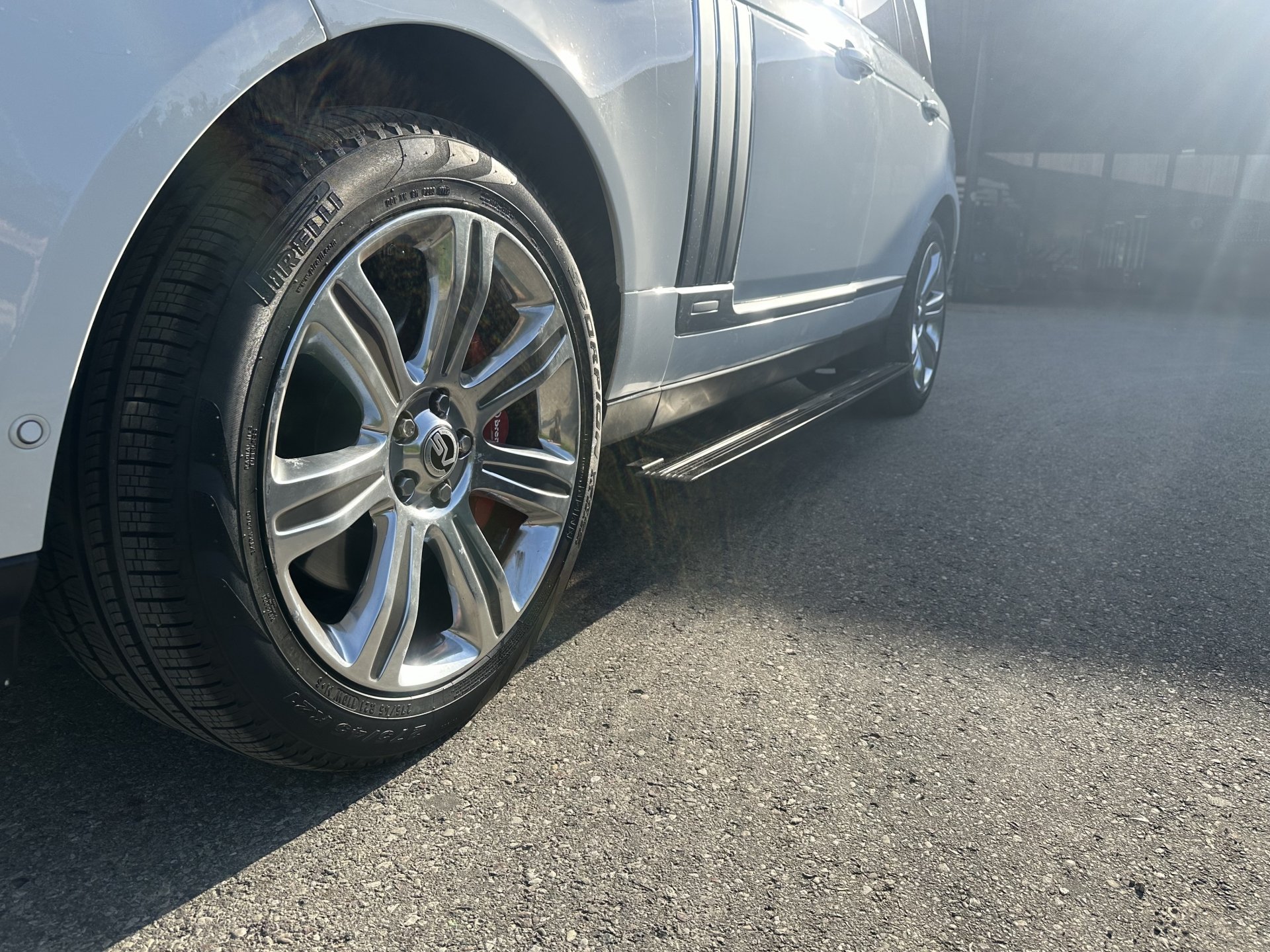 Automobilių nuoma LAND ROVER 2014 ir 2020 nuoma bet kokiai Jūsų šventei Vestuvėms !