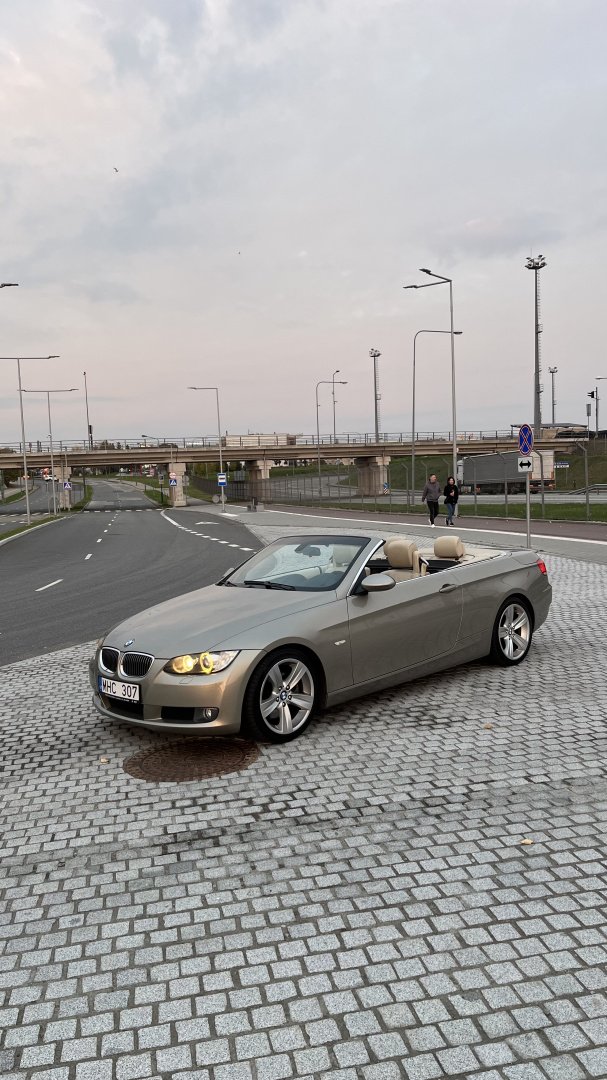 Automobilių nuoma Kabrioleto nuoma jūsụ šventei