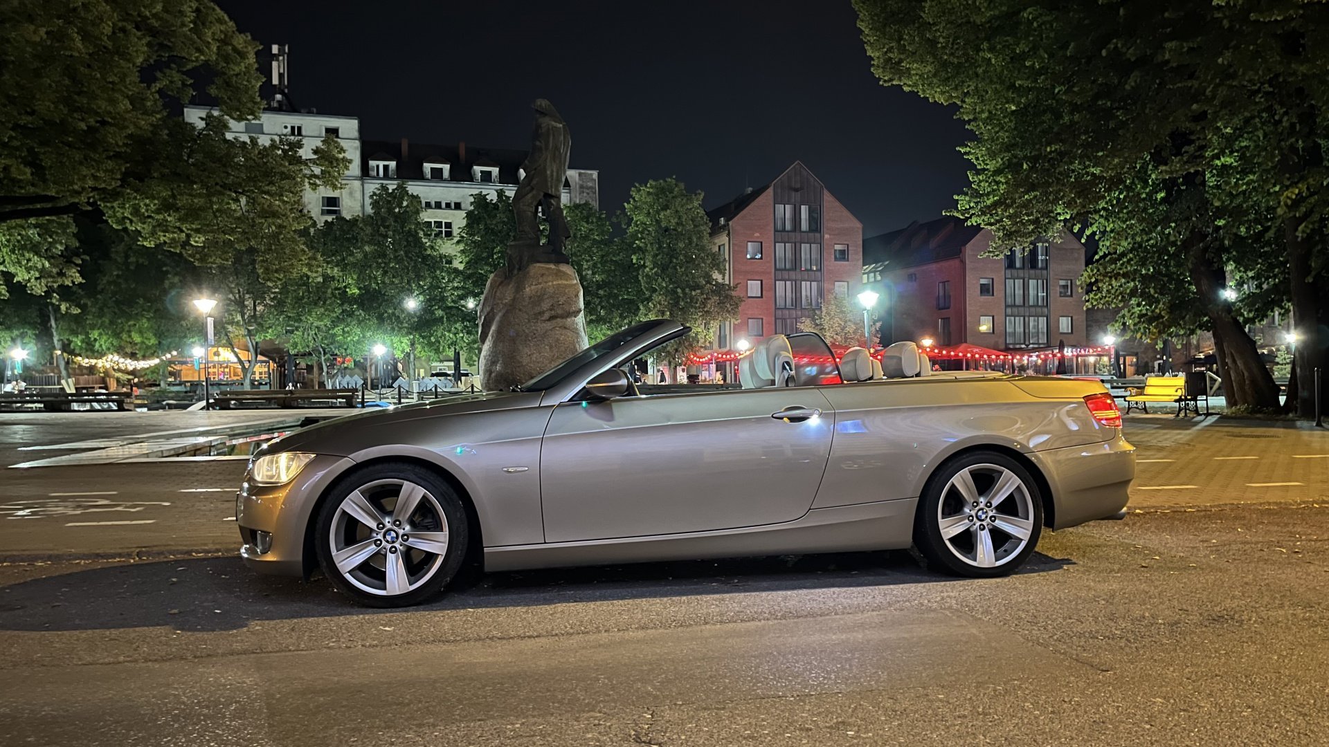 Automobilių nuoma Kabrioleto nuoma jūsụ šventei