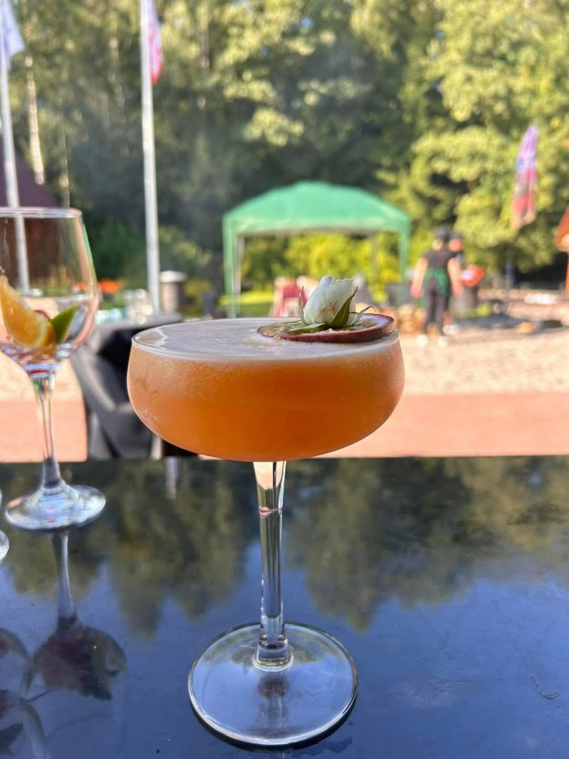Restoranai, kavinės, barai Mobilus baras