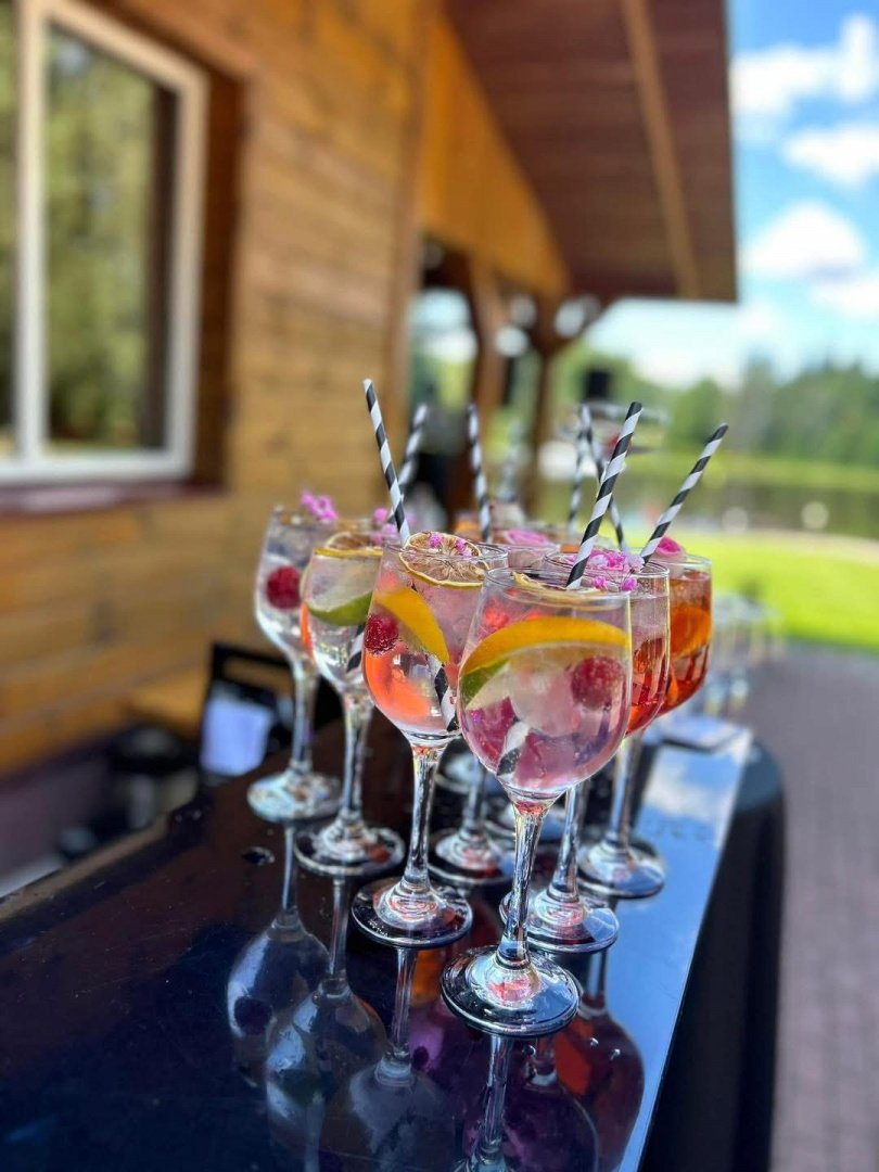 Restoranai, kavinės, barai Mobilus baras