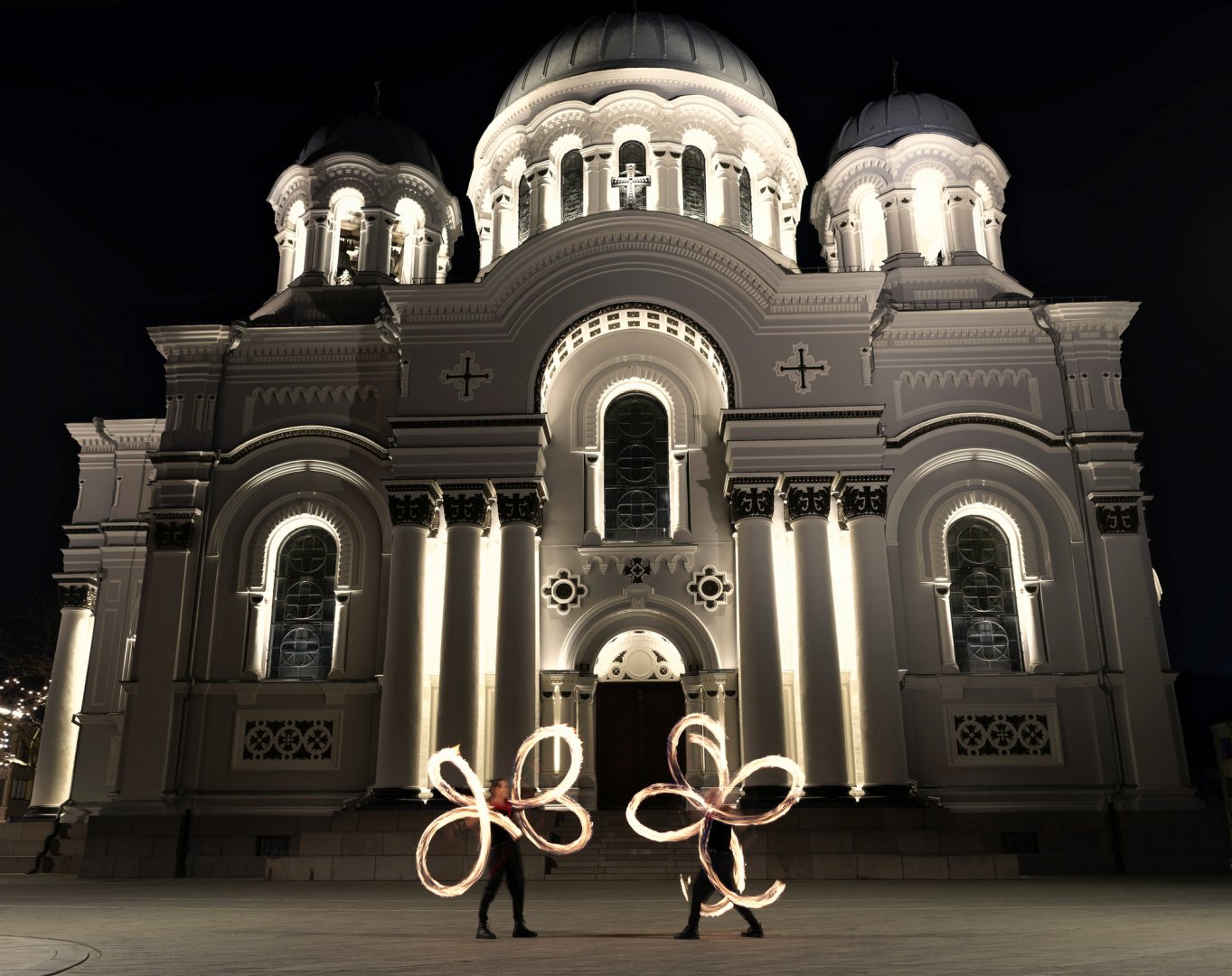 Vestuvių dovanos Ugnies Šou ir Akrobatikos Profesionalai