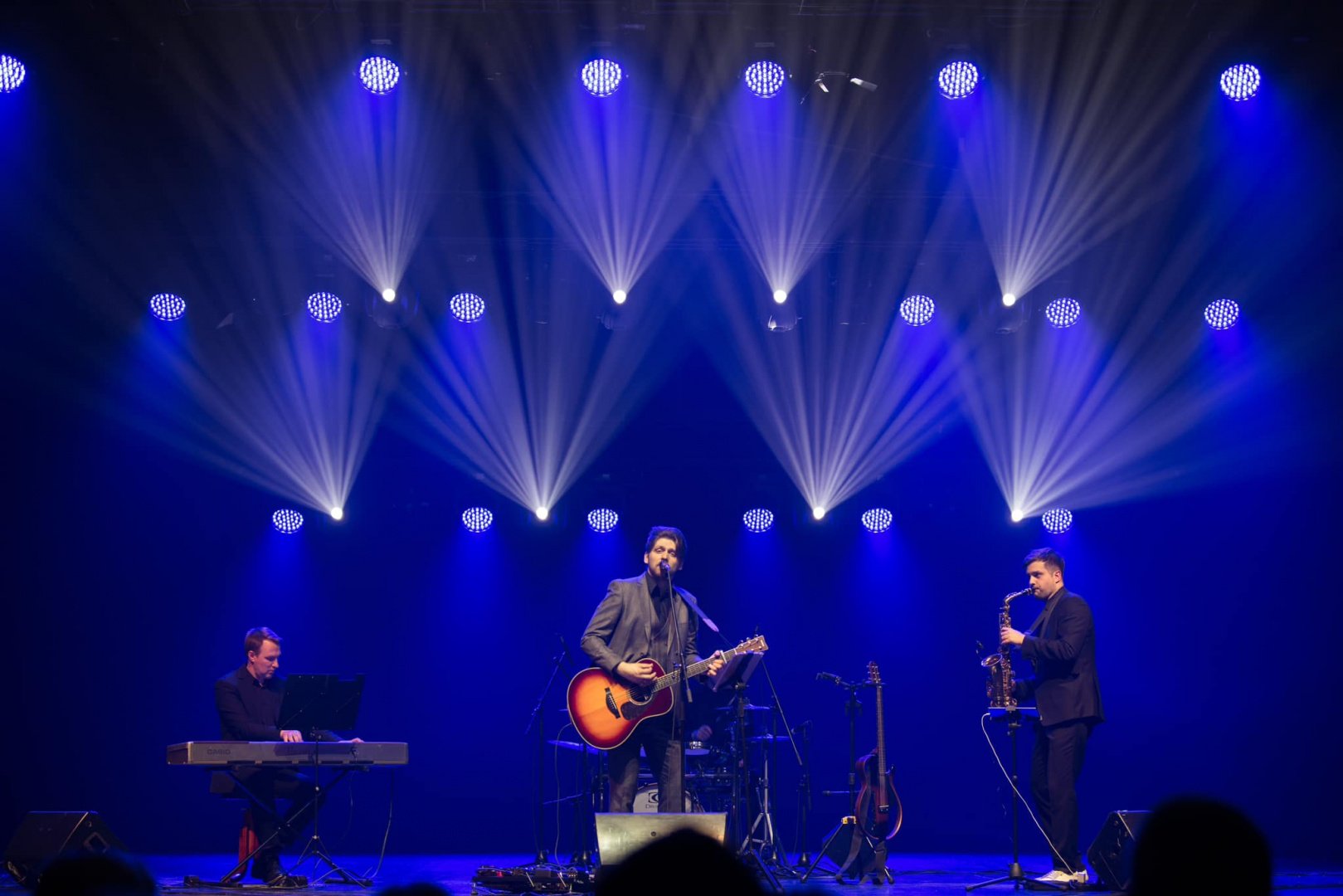 Atlikėjai jūsų šventei Gyvo garso grupė vestuvėms