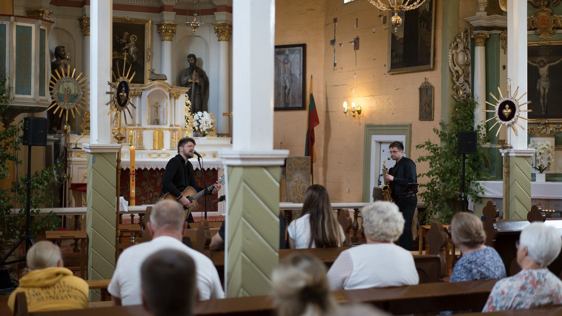 Atlikėjai jūsų šventei Gyvo garso grupė vestuvėms