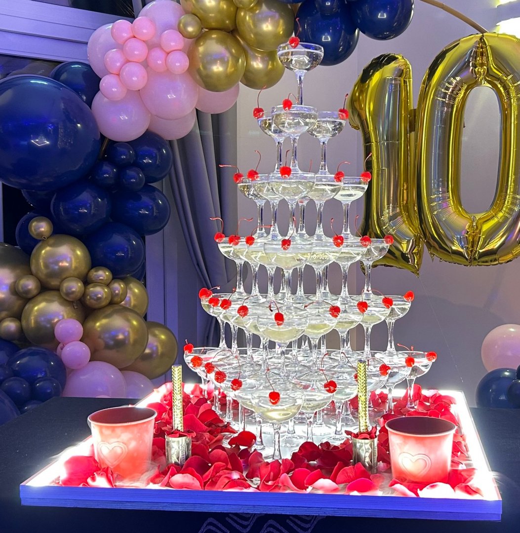 Maistas vestuvėms  Mobilus baras vestuvėms – profesionalūs barmenai ir įspūdingi kokteiliai jūsų šventei