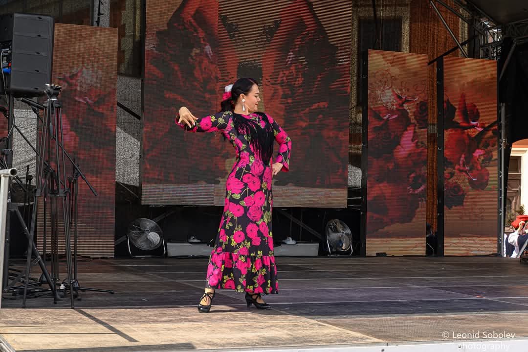 Atlikėjai jūsų šventei Flamenko Rytietiški ir Romų šokiai