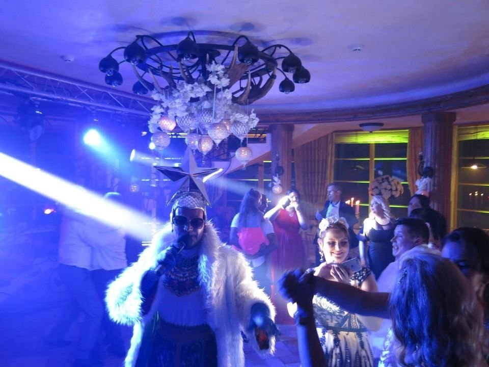 Piršlys, renginio vedėjas RENGINIO VEDĖJAS IR DJ. VERKA SERDIUCKA PARODIJA, PARODIJOS ŠOU, VERKA SERDUCHKA PARODY SHOW