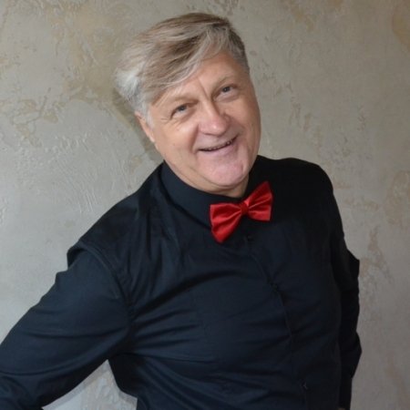 Muzikantas Alvydas. Bendraukime: +370 686 48039 logo