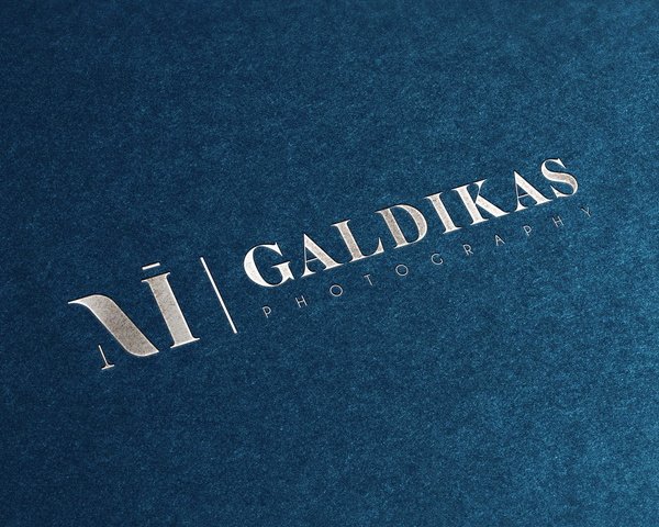 Vestuvių fotografas logo