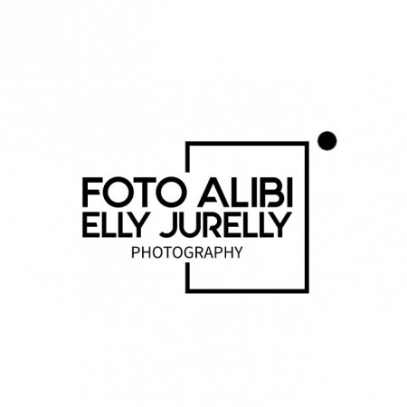 Pro Photographer Elly Jurelly "Foto Alibi" logo